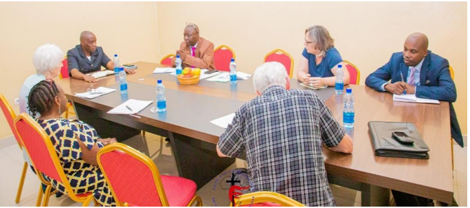 Seance d’echange et de Présentation des avancés et projets futurs de l’Institut
                             d’Agriculture et zootechnie à l’Université Espoir d’Afrique